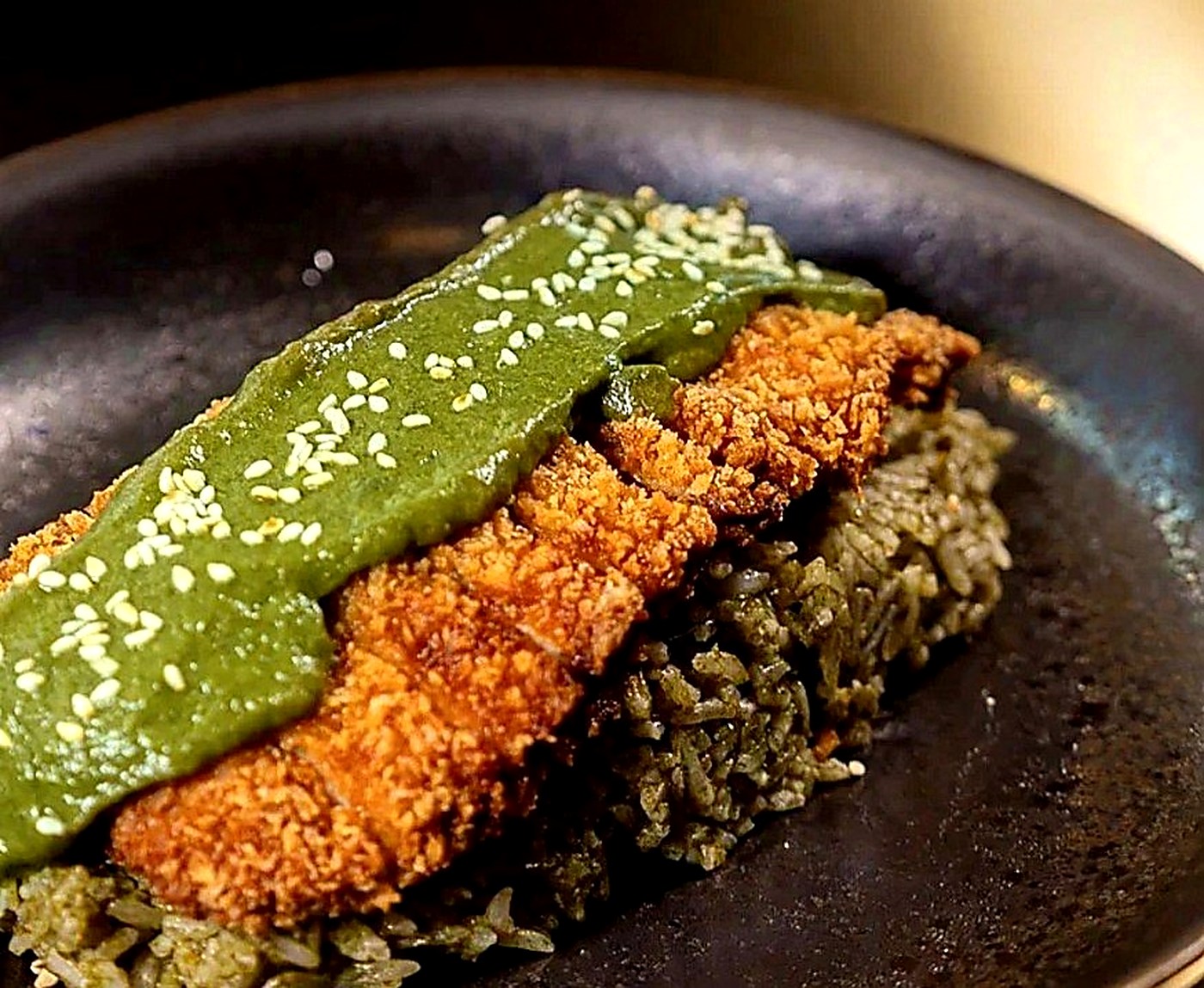 Кацу с зелёным карри